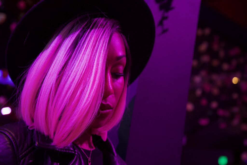 Image of a beautiful woman wearing a hat.
